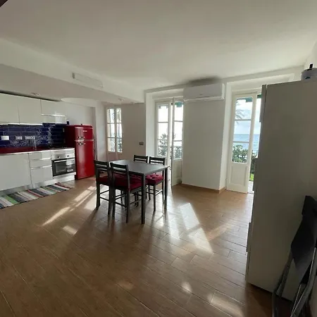 Apartamento Nuovo Bilocale Frontemare