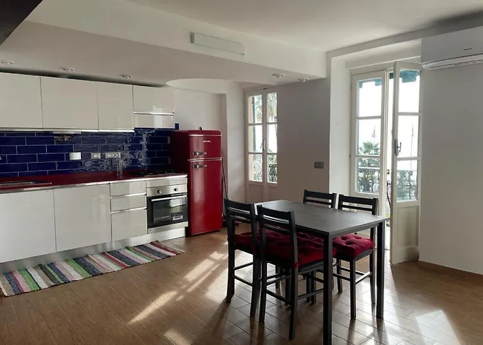Nuovo Bilocale Frontemare Apartamento Varazze